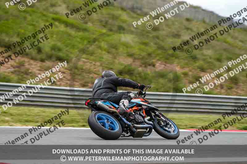 cadwell no limits trackday;cadwell park;cadwell park photographs;cadwell trackday photographs;enduro digital images;event digital images;eventdigitalimages;navarra;no limits trackdays;peter wileman photography;racing digital images;trackday digital images;trackday photos